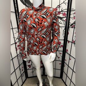 Retro print turtleneck